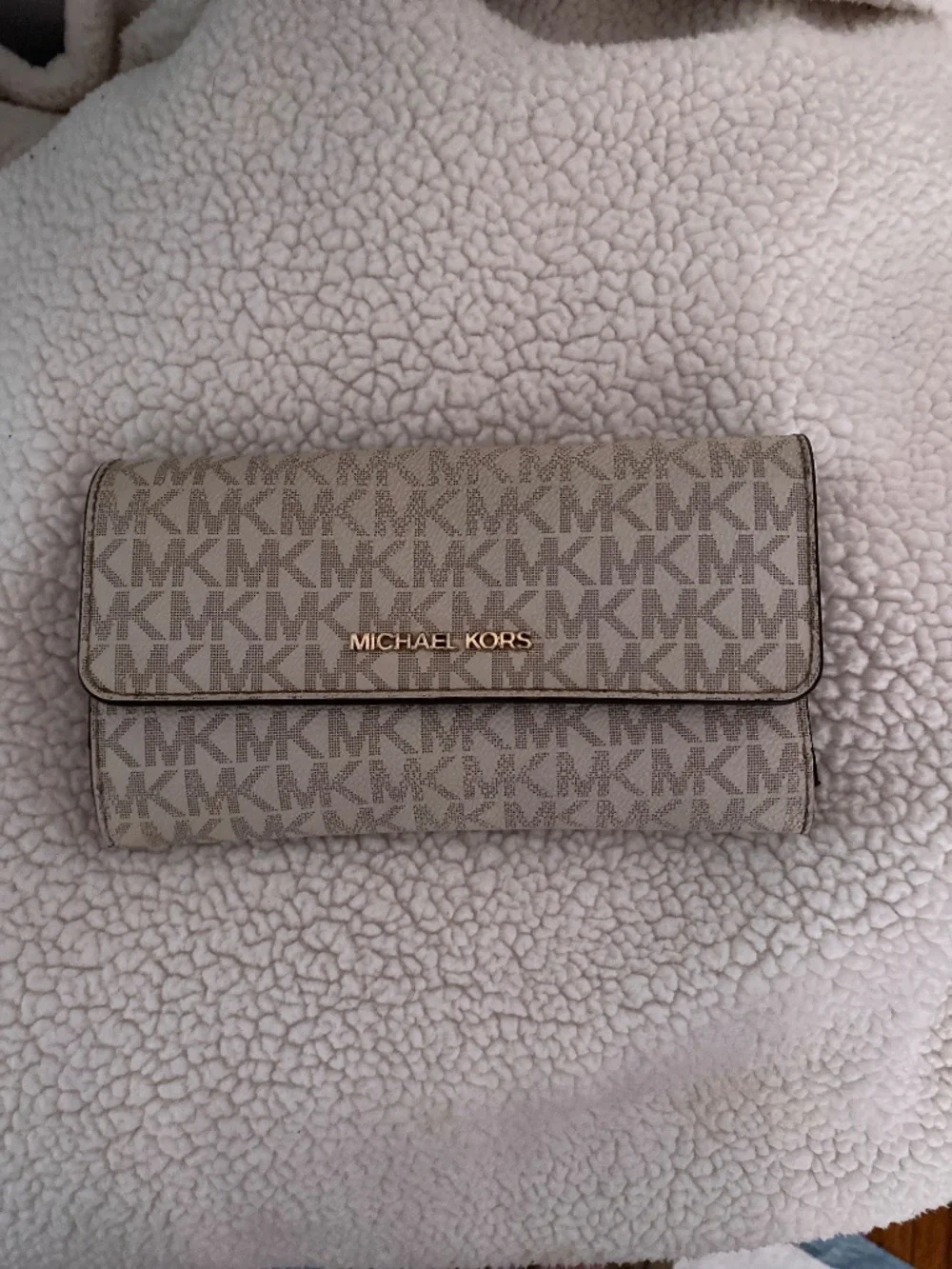 Michael Kors Trifold Wallet
